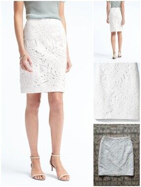 Like New Banana Republic White Leaf Motif Lace Pencil Skirt